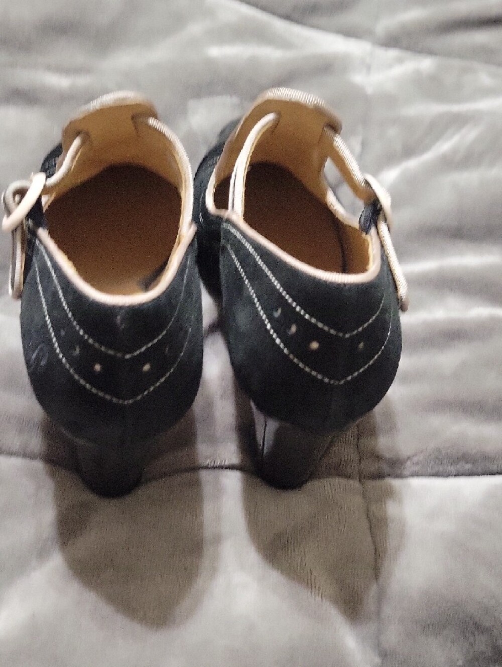 John Fluevog Black Heels with Cream Trim and Round Buckle - Picture 4 of 9